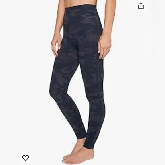 Spanx Look at Me Now Seamless High Waisted Shaping Leggings Camo Brown SZ Small - Picture 2 of 14